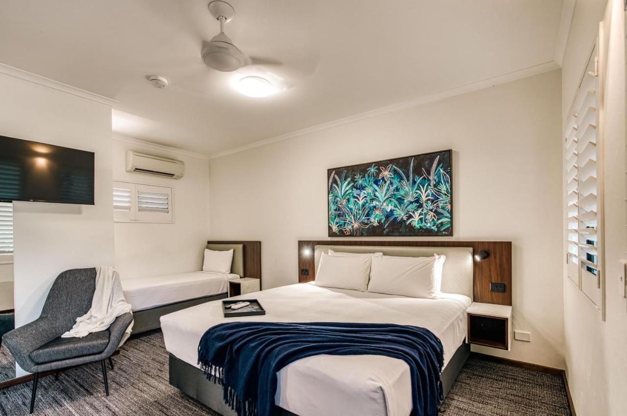 Palms Darwin